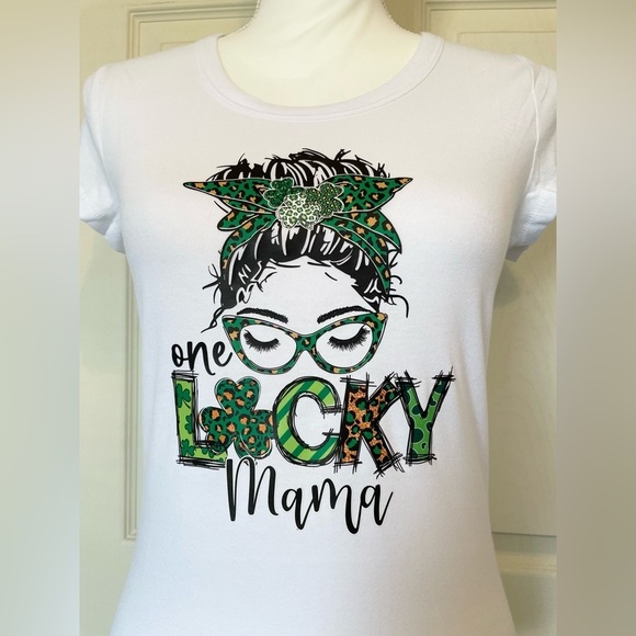 No Boundaries Custom St. Patrick’s Day Lucky Mama Scoop Tee Juniors Small (3-5) - Picture 6 of 12